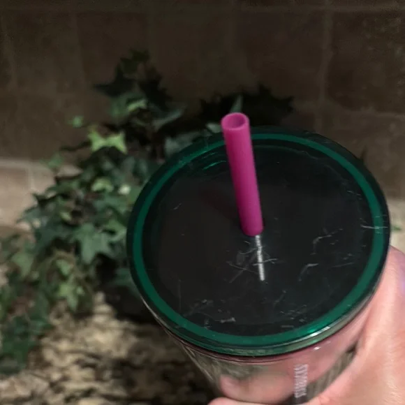 Starbucks Christmas Holiday
2022 Flowers Glitter 24 oz Cold
Cup Tumbler - Picture 3 of 4